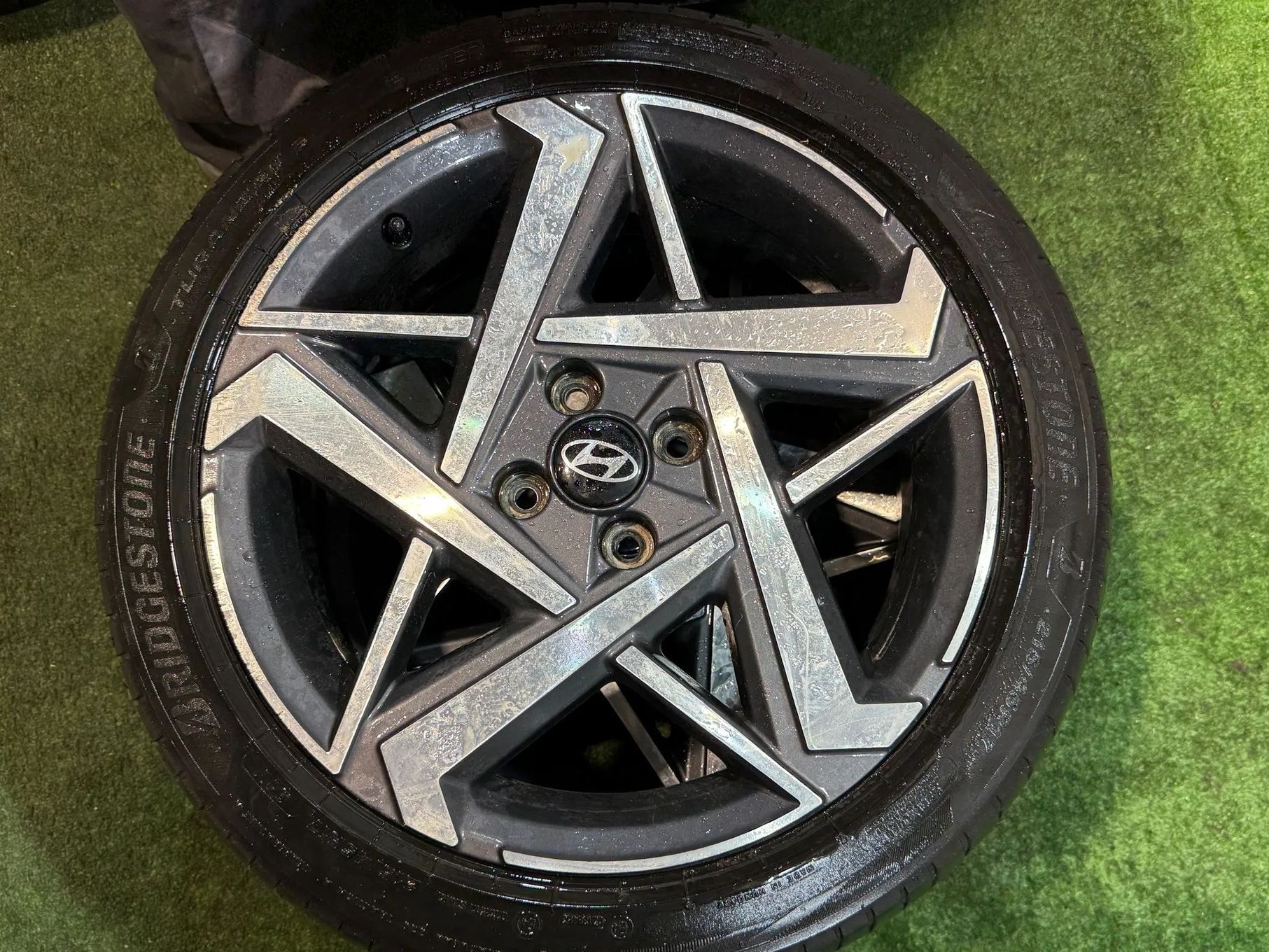 JANTE + CAUCIUCURI 4x100 215/45R17 91V HYUNDAI I20 1.0 BENZINA 2024 2020-2024