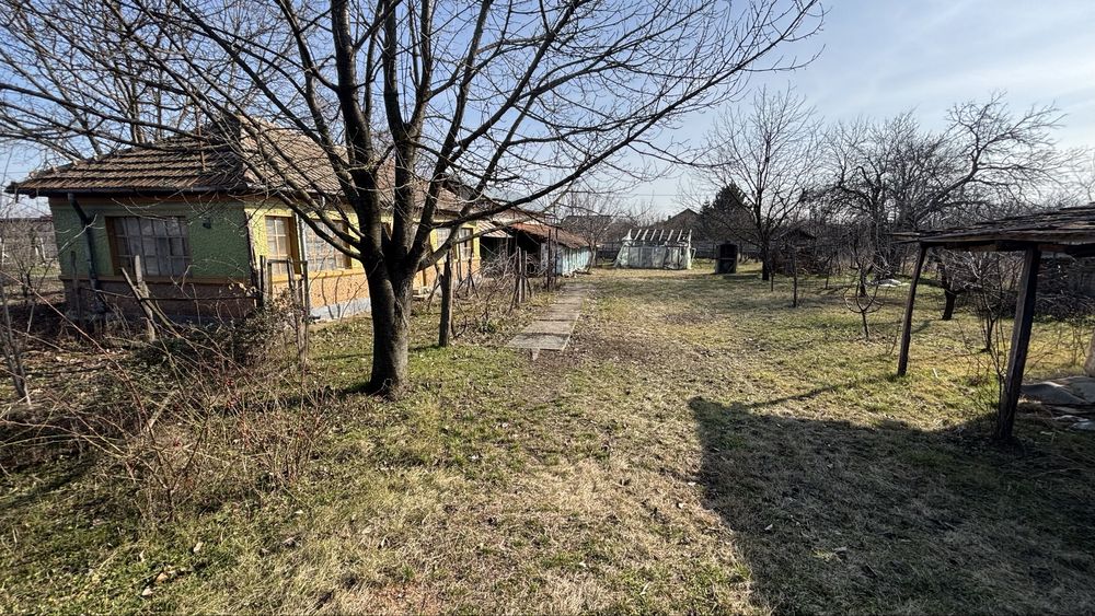 PROPRIETAR - Vand teren + casa comuna Dascalu