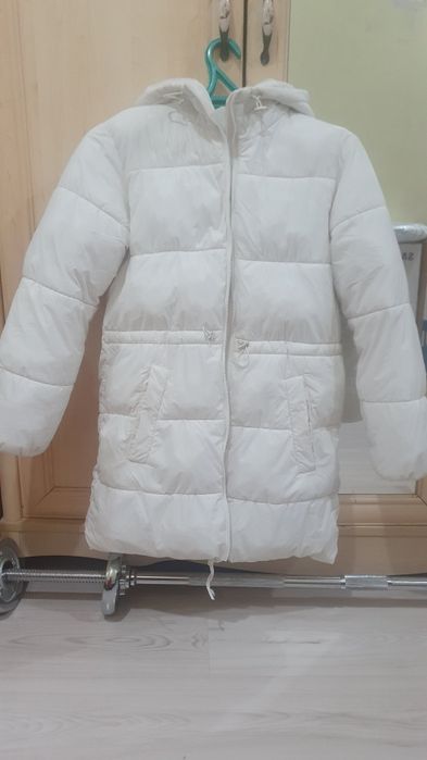 Пуховик на девочку 13-14лет