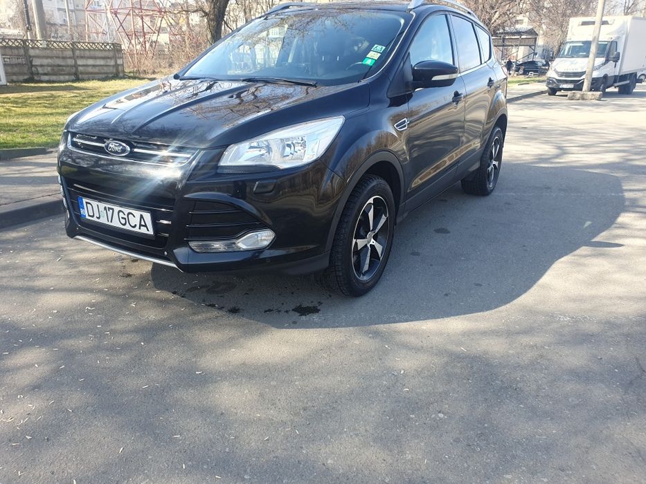 Vând Ford kuga 2015