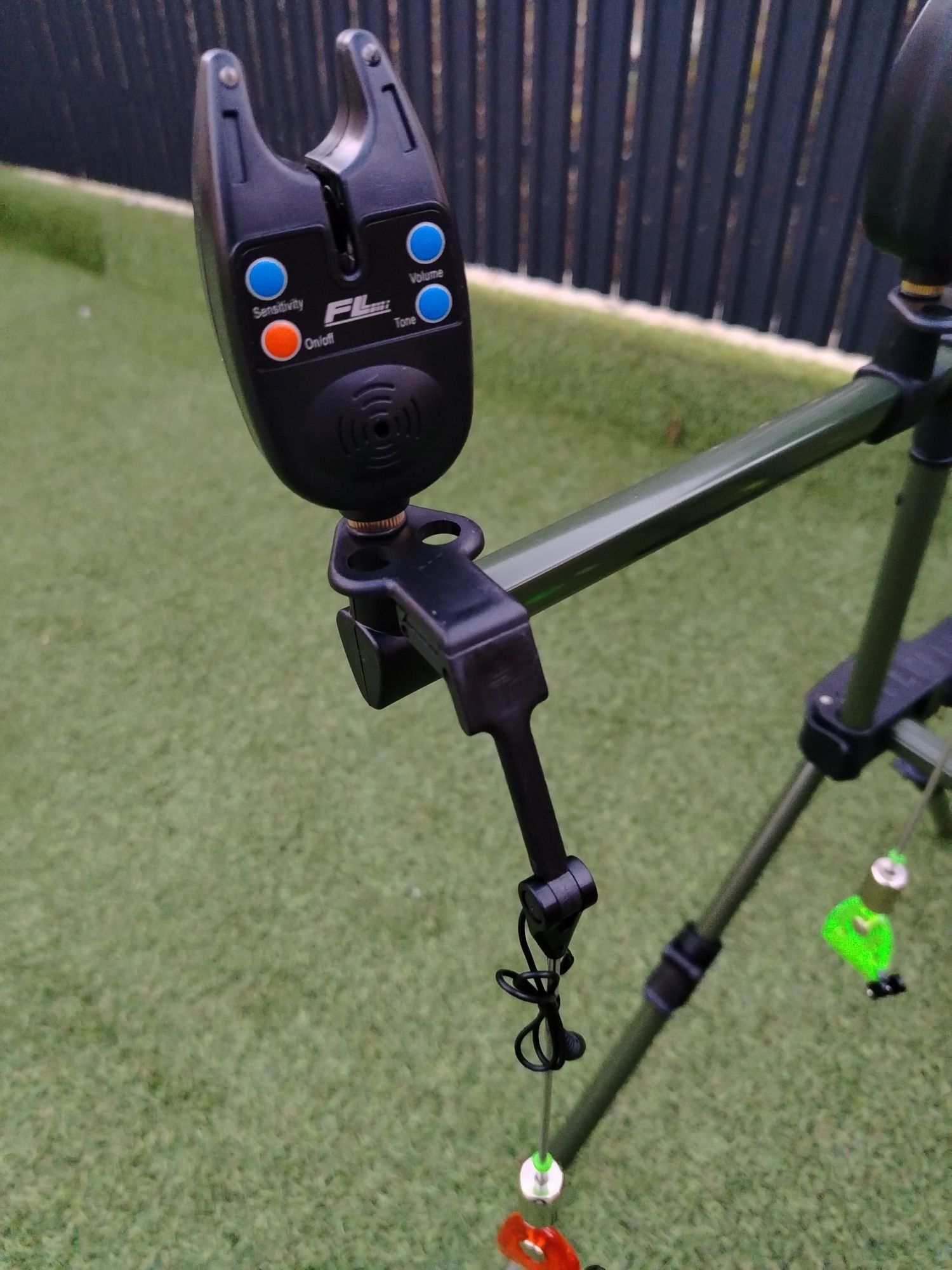 Rod pod DUO POD full echipat cu 4 avertizori TLI10 si 4 swingere lumin