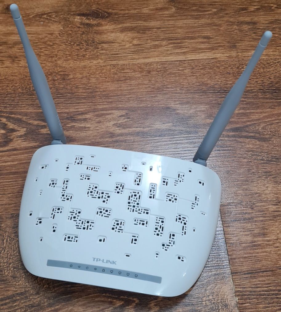 Продается роутер tp-link td-w8961n