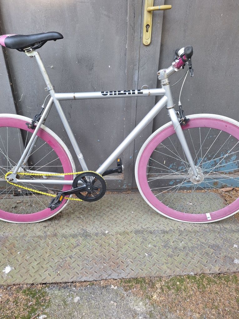 Велосипед шосеен градски single  speed