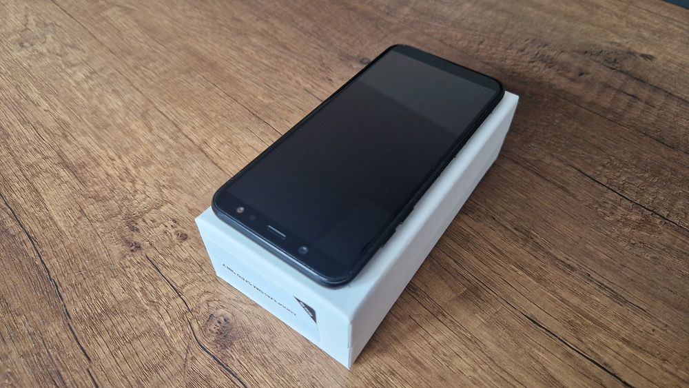 Samsung A6 черен 32GB