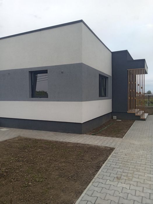 casa 3 camere la cheie de vânzare în Mândrești schimb cu garsoniera +d