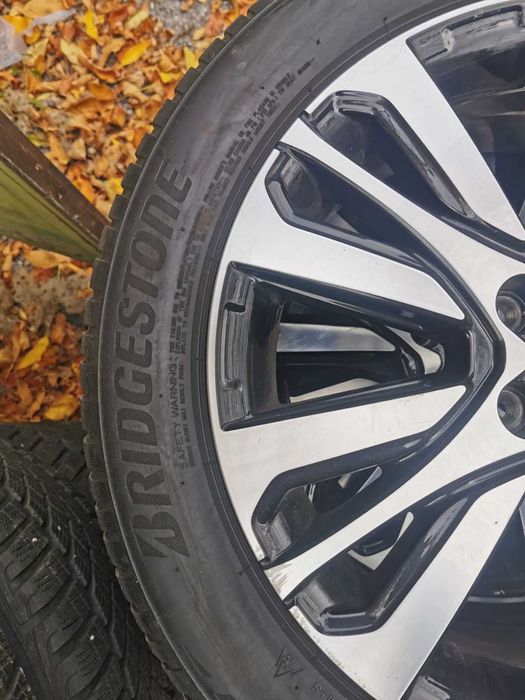 Зимни гуми BRIDGESTONE 215/55/R18