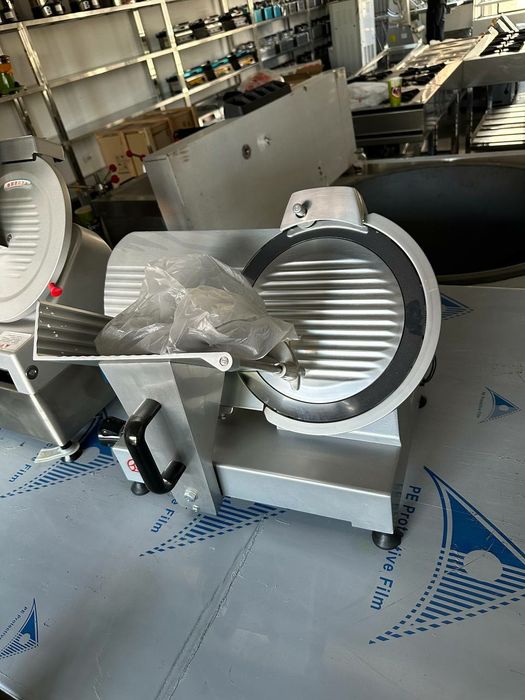 Slayser gusht suyak kesadigan Xitoy mahsuloti