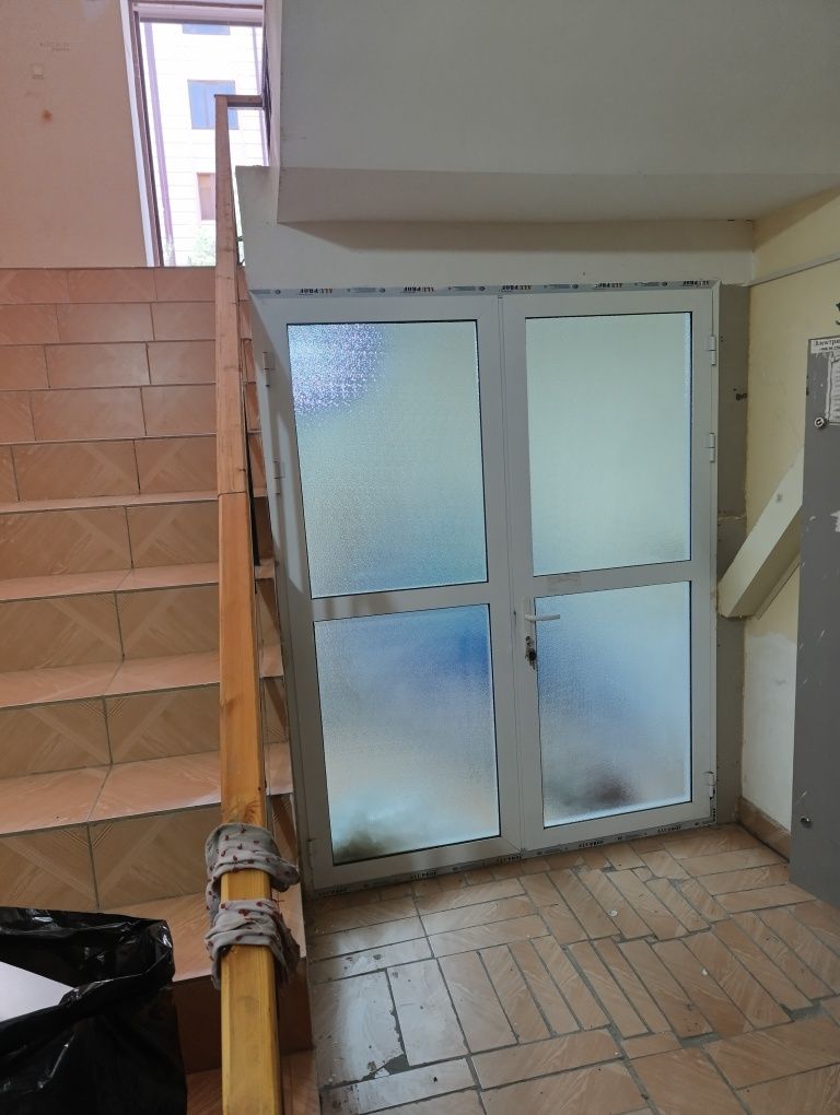 Квартира полуподвал продается