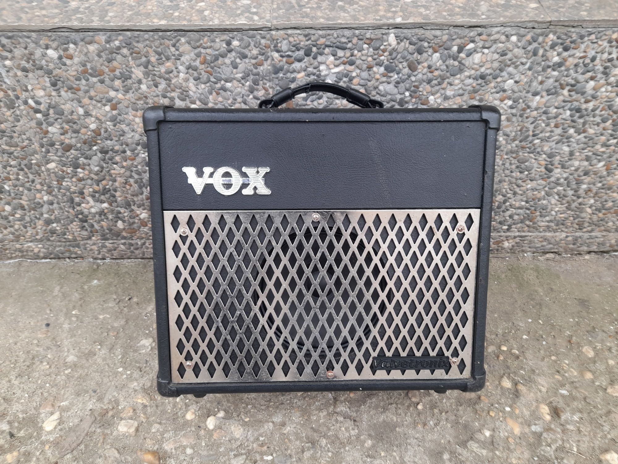 amplificator chitara Vox VT15 Valvetronix