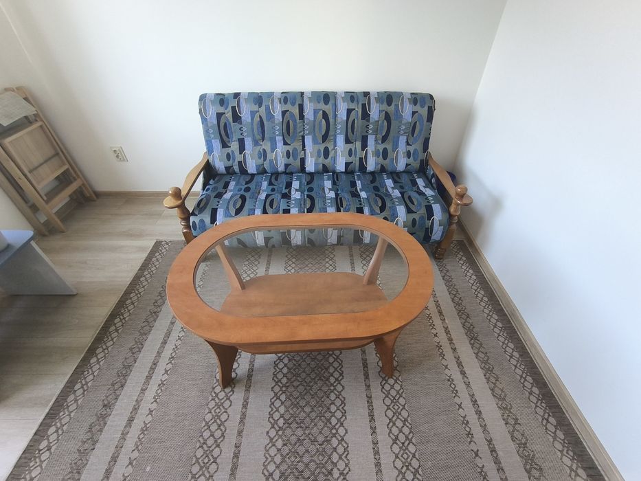 Продавам диван с функция за спане