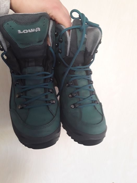Vand bocanci Lowa renegade gtx pt femei