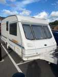 Каравана Sterling Voyager 2000 година