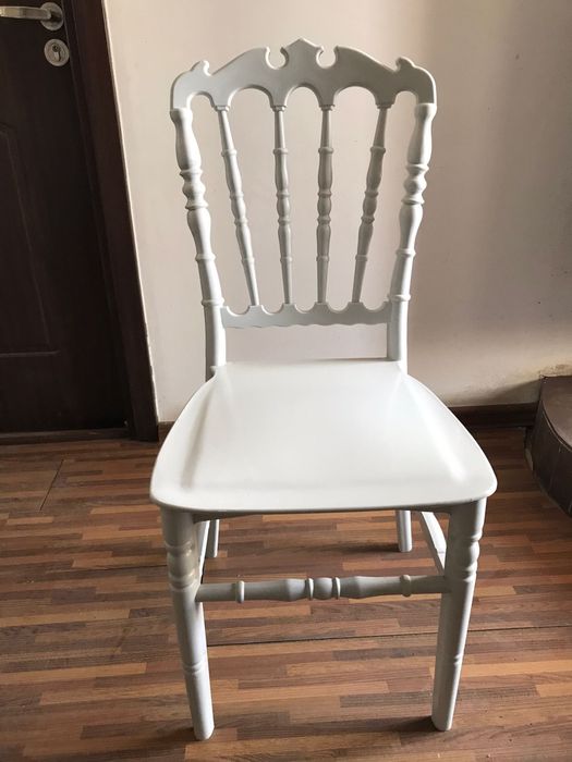 Mese si scaune de vanzare