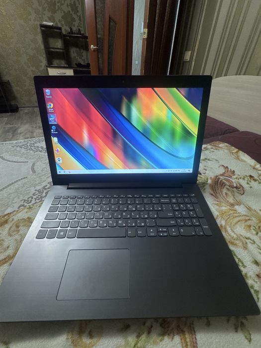 Продам ноутбук Lenovo Ideapad 330-AST15