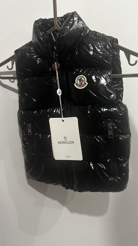 Детски елечета Balenciaga, Moncler