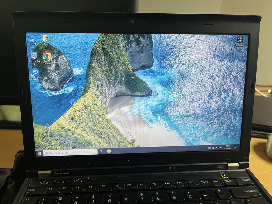 Laptop lenovo x230, I5, 8 gb ram , ssd 240, mouse, geanta.