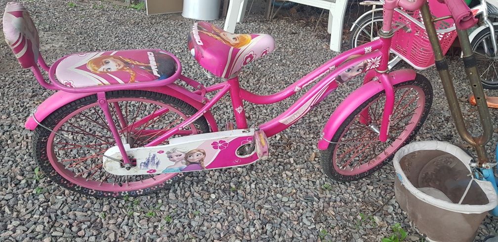 Продам детский велосипед б/у  цена 15000
