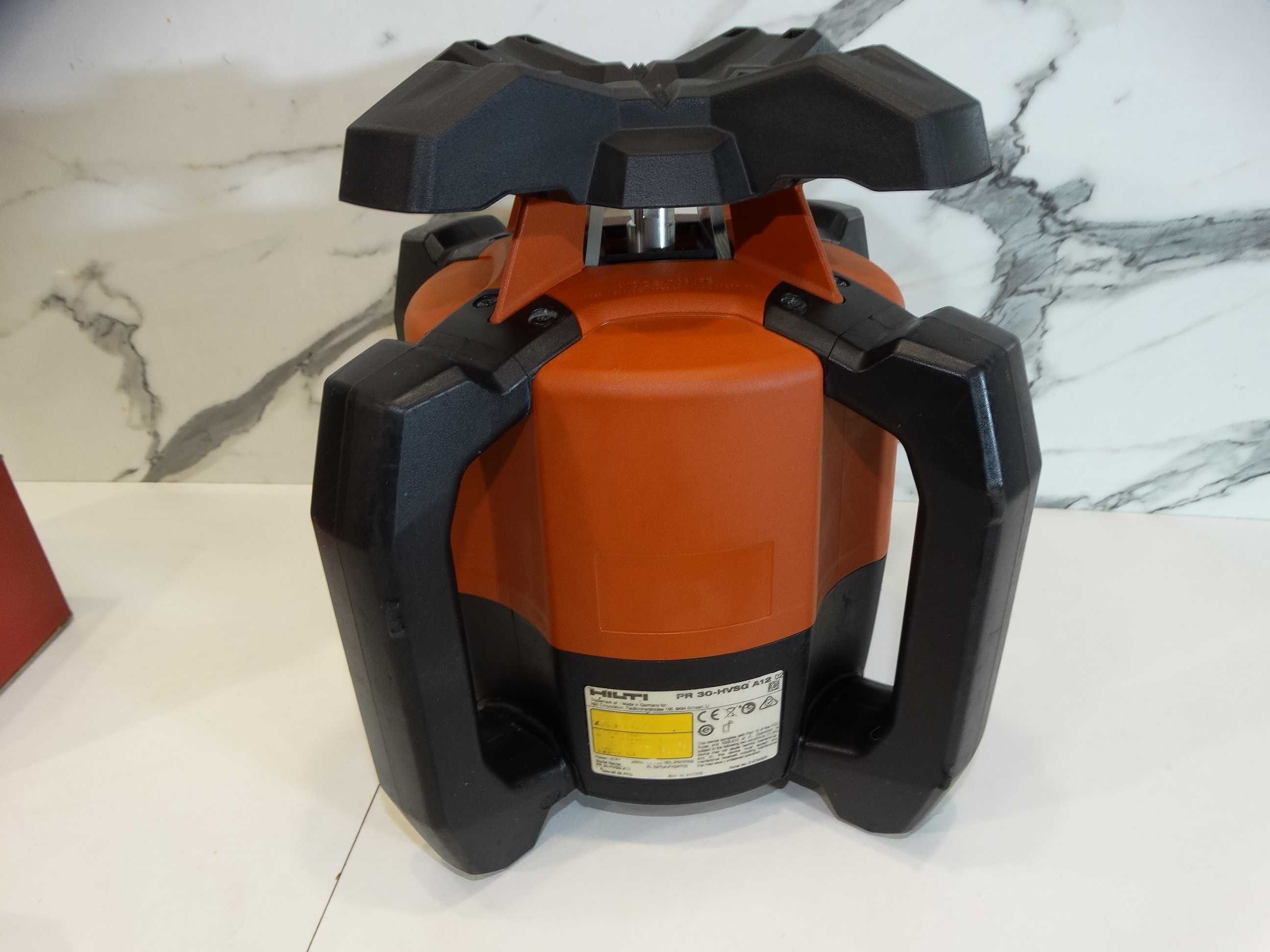 Hilti PR 30 HVSG A12 - Ротационен лазерен нивелир със зелен лъч