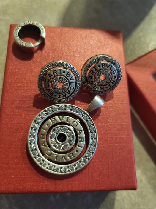 Vand set bihuterii Bvlgari