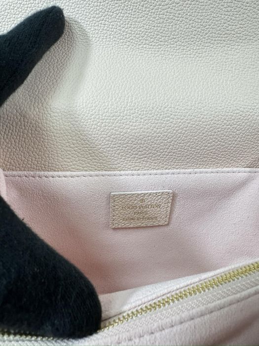 Geanta Louis Vuitton Metis