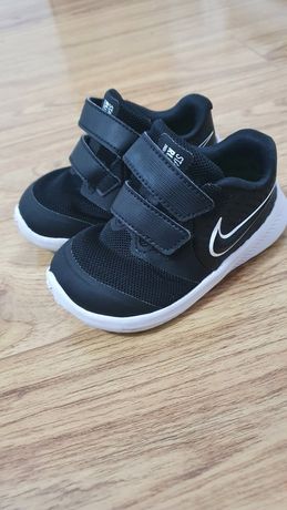 Adidasi Nike copii marime 22