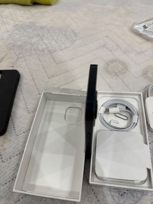 iPhone 13 mini 128 mb