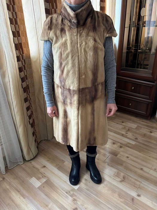 Норковая безрукавка