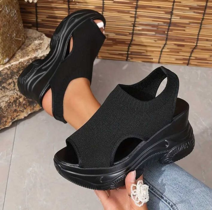 Дамски сандали на платформа