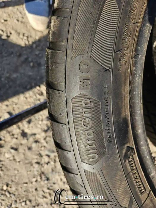 SET 2 Anvelope Iarna 235/55 R19 GOODYEAR Ultragrip Performance + 105H