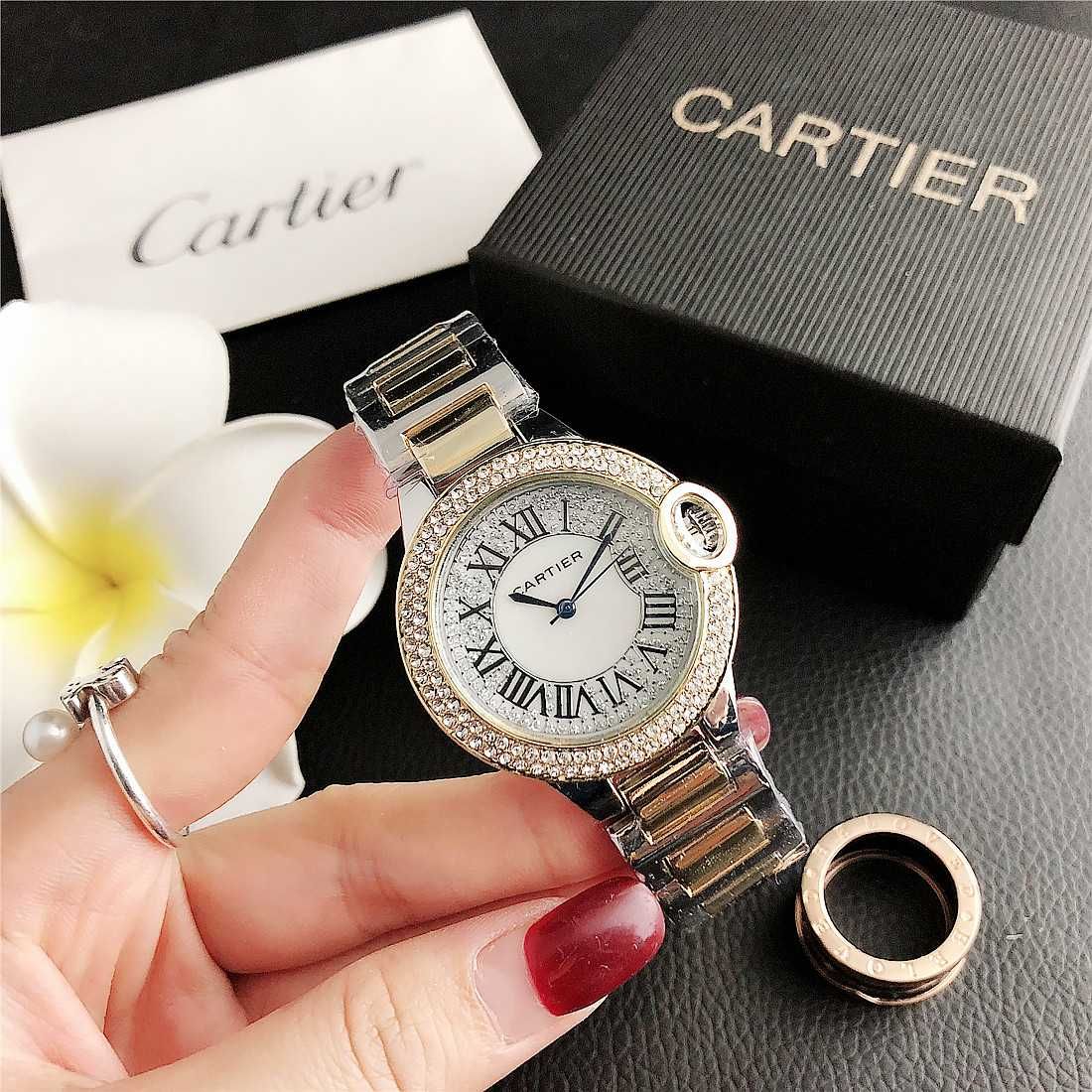 Луксозен дамски ръчен часовник CARTIER. Ръчен водоустойчив часовник.