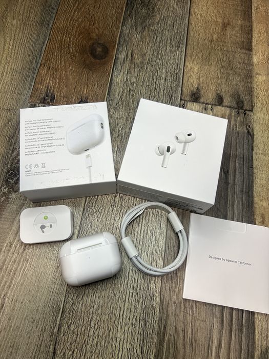 Apple AirPods Pro 2 – noi,desfăcute pentru poze