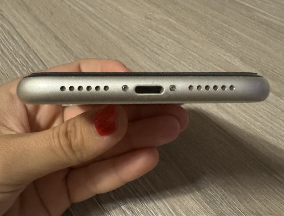 Iphone 11 - 64 GB