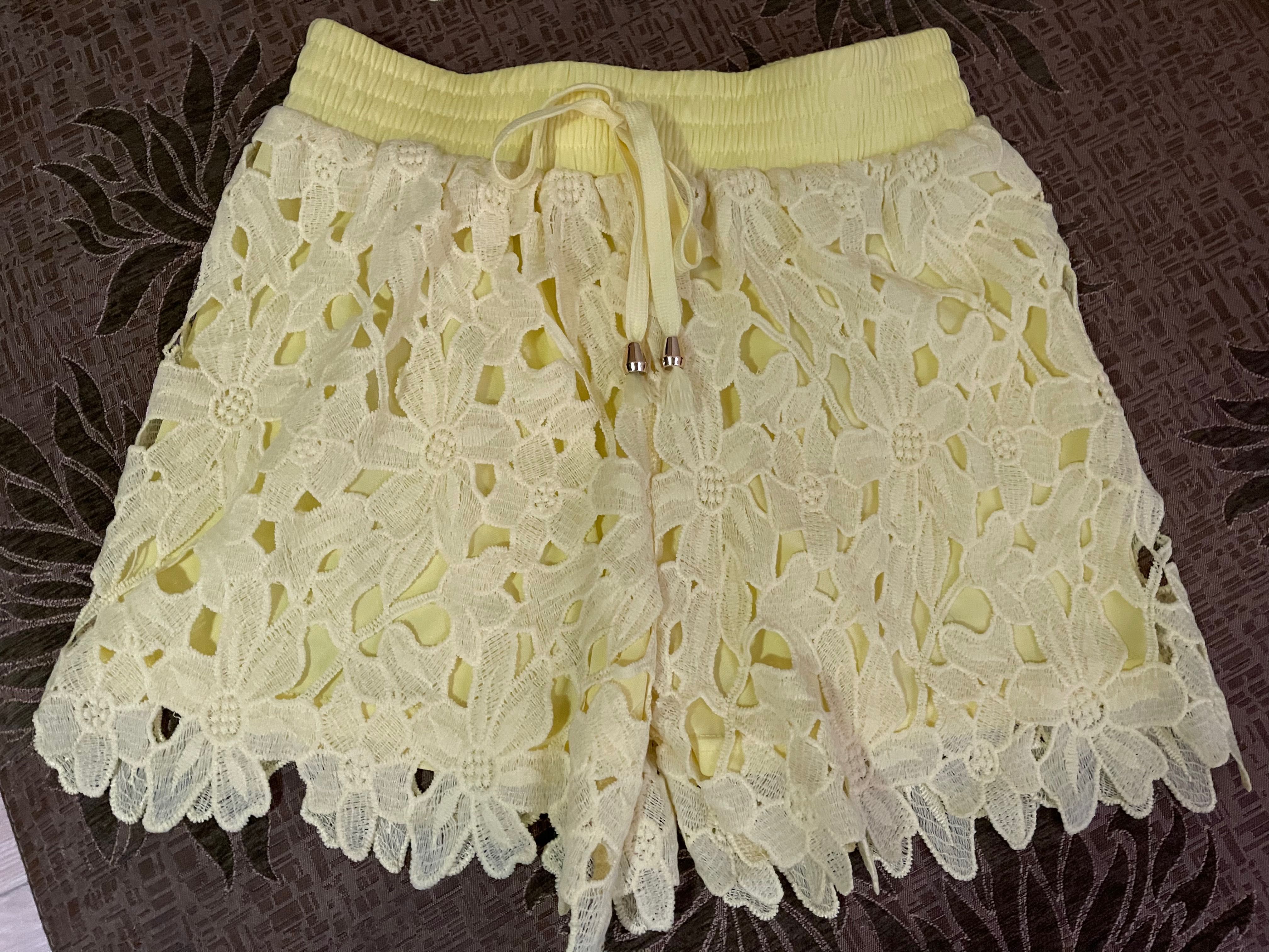 Луксозен жълт комплект потниче и къси панталонки супер хит S/M M M/L