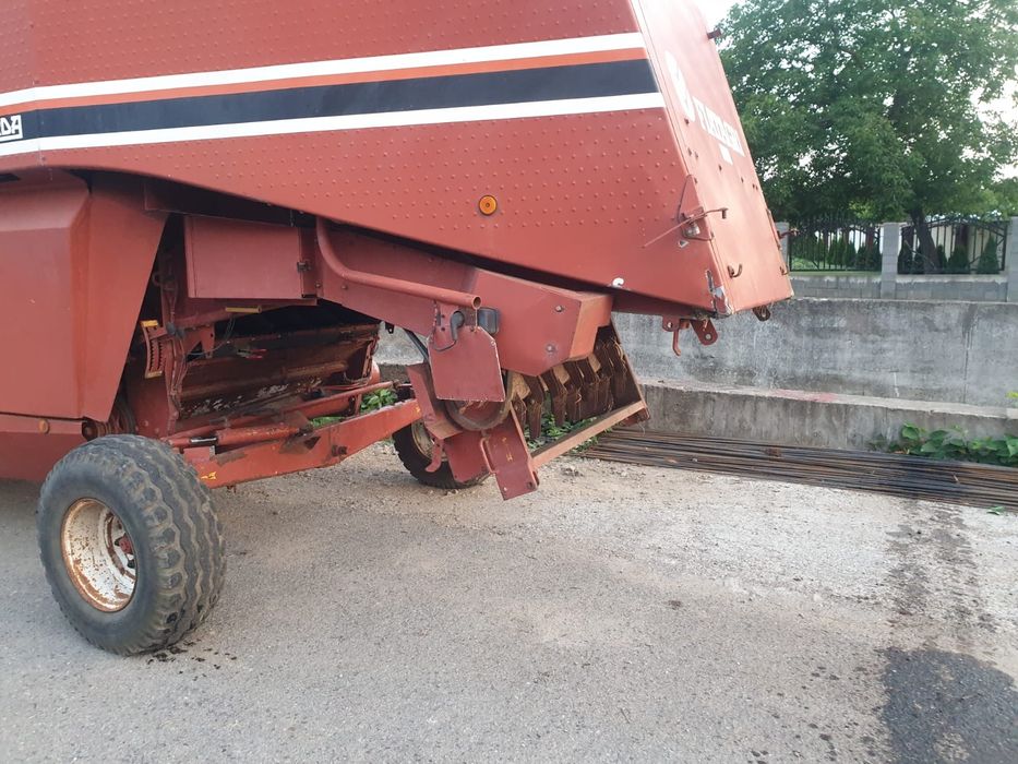 De vanzare combina  LAVERDA 3700  cu tocator