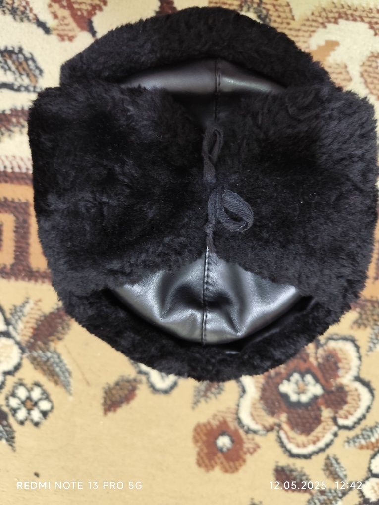 Продам шапку зимнюю