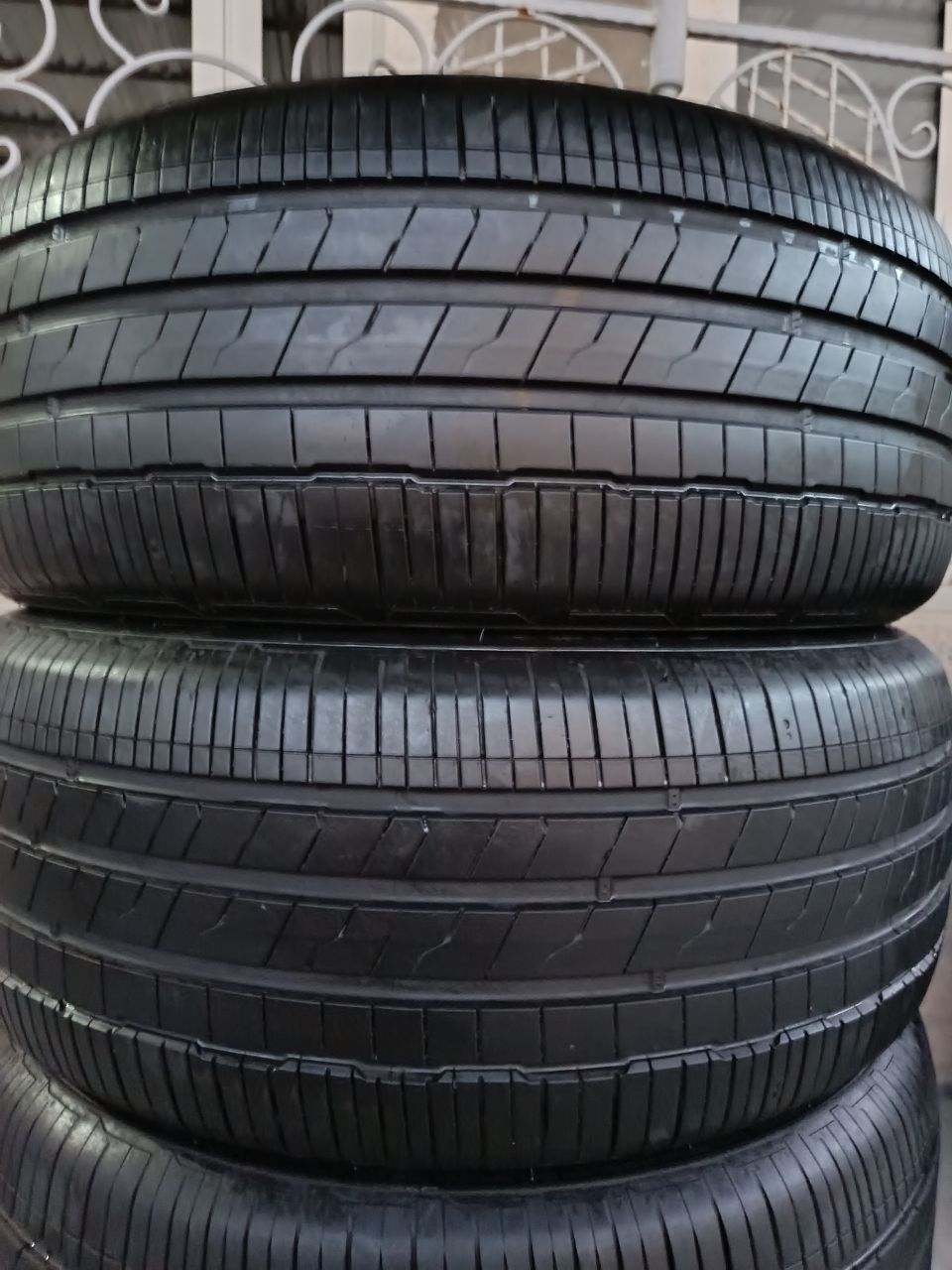 Hankook 255_45_20 4ta sastayana idyal