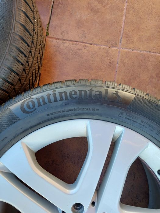 Originale  Mercedes ml 300 cu anvelope Continental