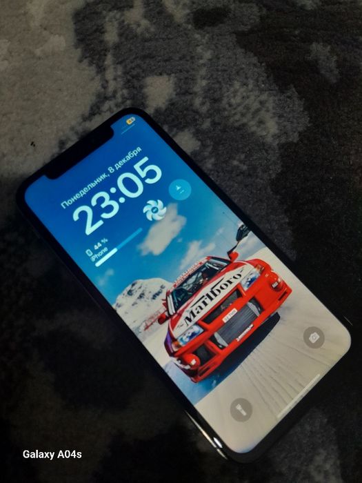 Продам айфон х срочно