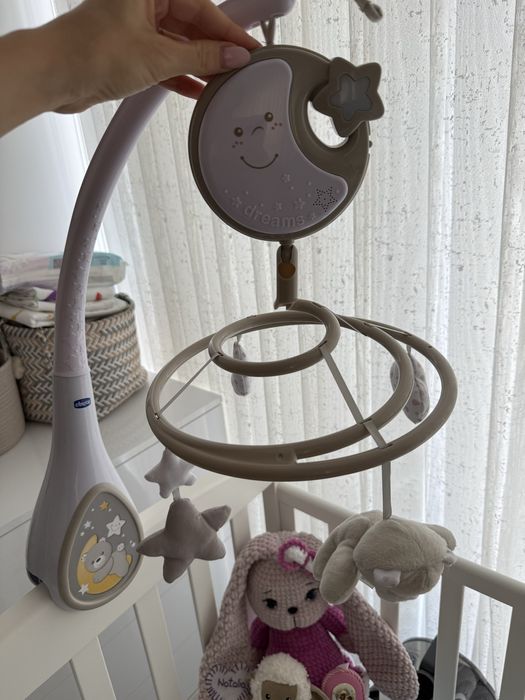 Carusel muzical Chicco Nou