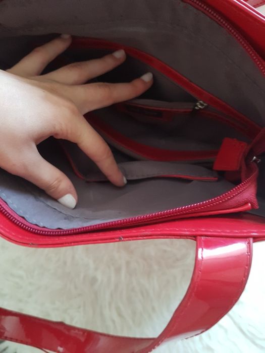 Geanta roșie Armani de lac tote bag