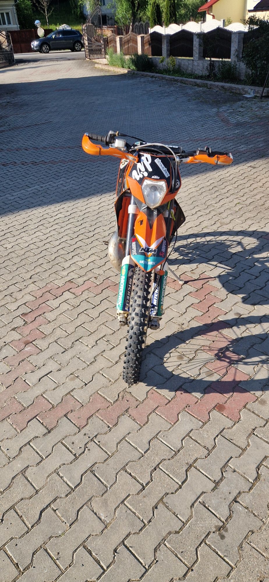 Vând KTM exc 200 2t.