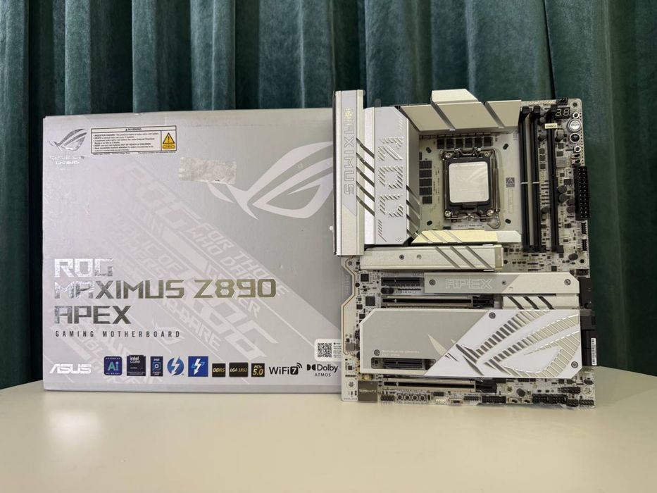 Asus ROG Maximus Z890 Apex Бесплтаная доставка