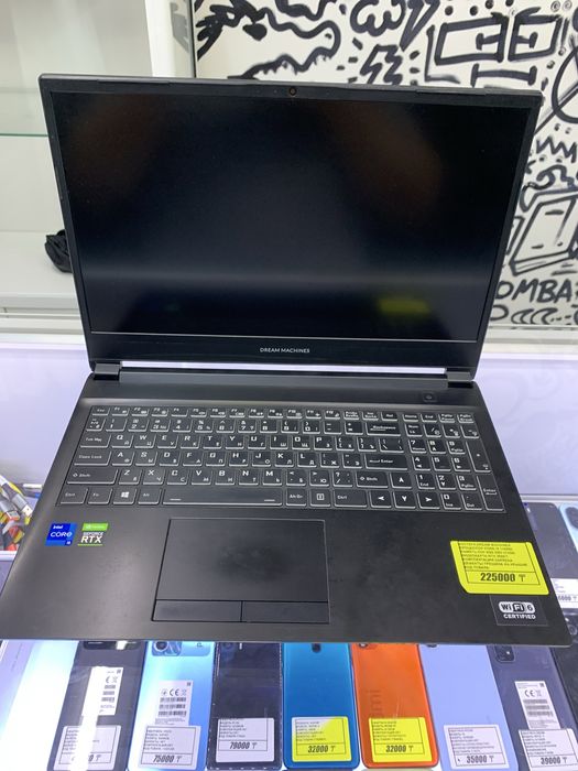Dream machines core i5 11400h 8/512gb rtx 3050ti