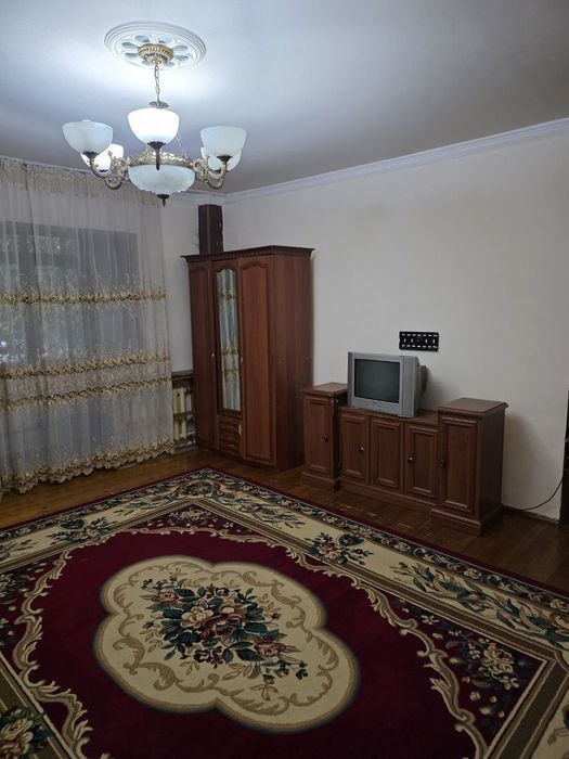 Юнусобод 14 кварталда 2 хона уй оилага ижарага берилади