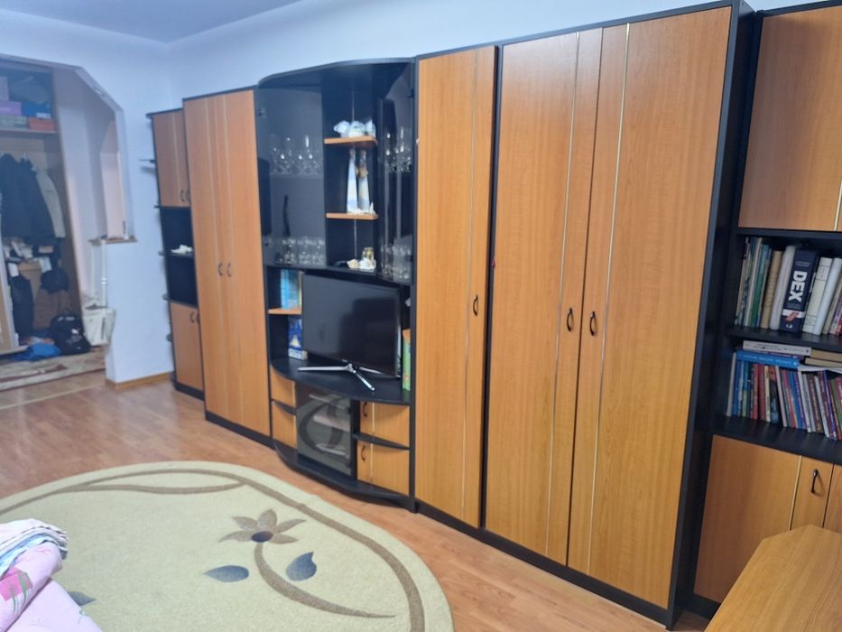 Mobila living si masuta