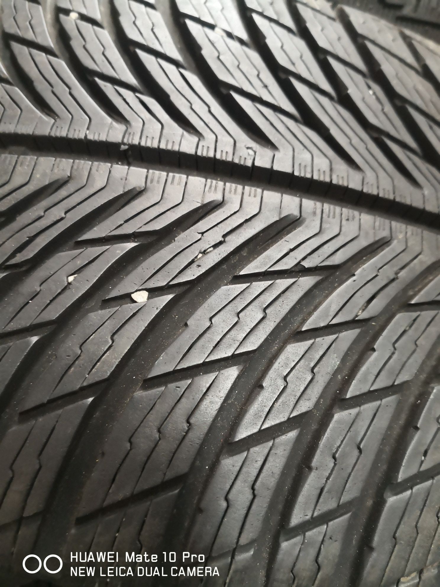 235 40 19 цола гуми като нови Michelin