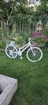 bicicleta decorativa cu flori ornament de gradina ghivece  hand-made