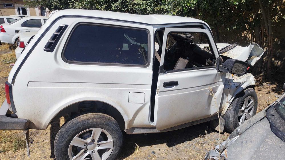 Аварийный Нива сотилади