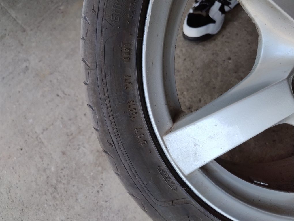 Гуми и Джанти За HONDA AKORD