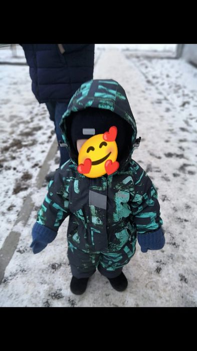 Продам зимний комбинезон на мальчика